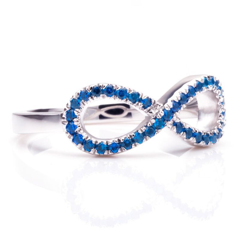 Infinity Cluster Setting Blue Sapphire Round Cut Wedding Band