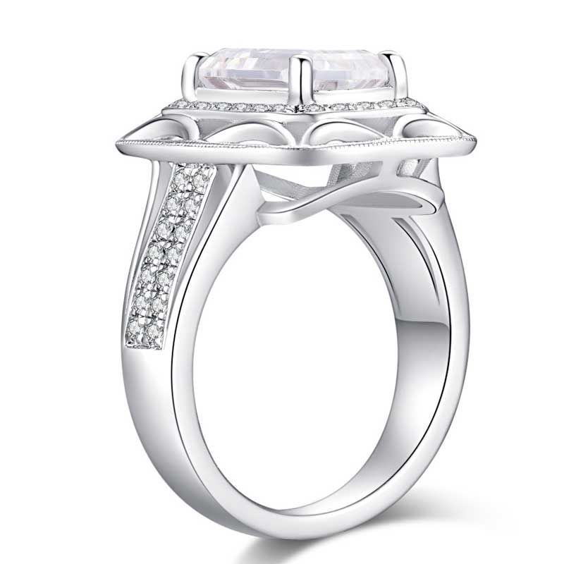 Luxury Emerald Brilliant-cut 5.0ct Created White Sapphire Engagement Ring