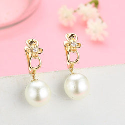 14K Yellew Gold Round White Pearls And Moissanite Hoop Earrings