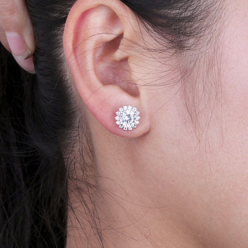 Classic Snowflake 3.0ct Round Brilliant-cut Earring
